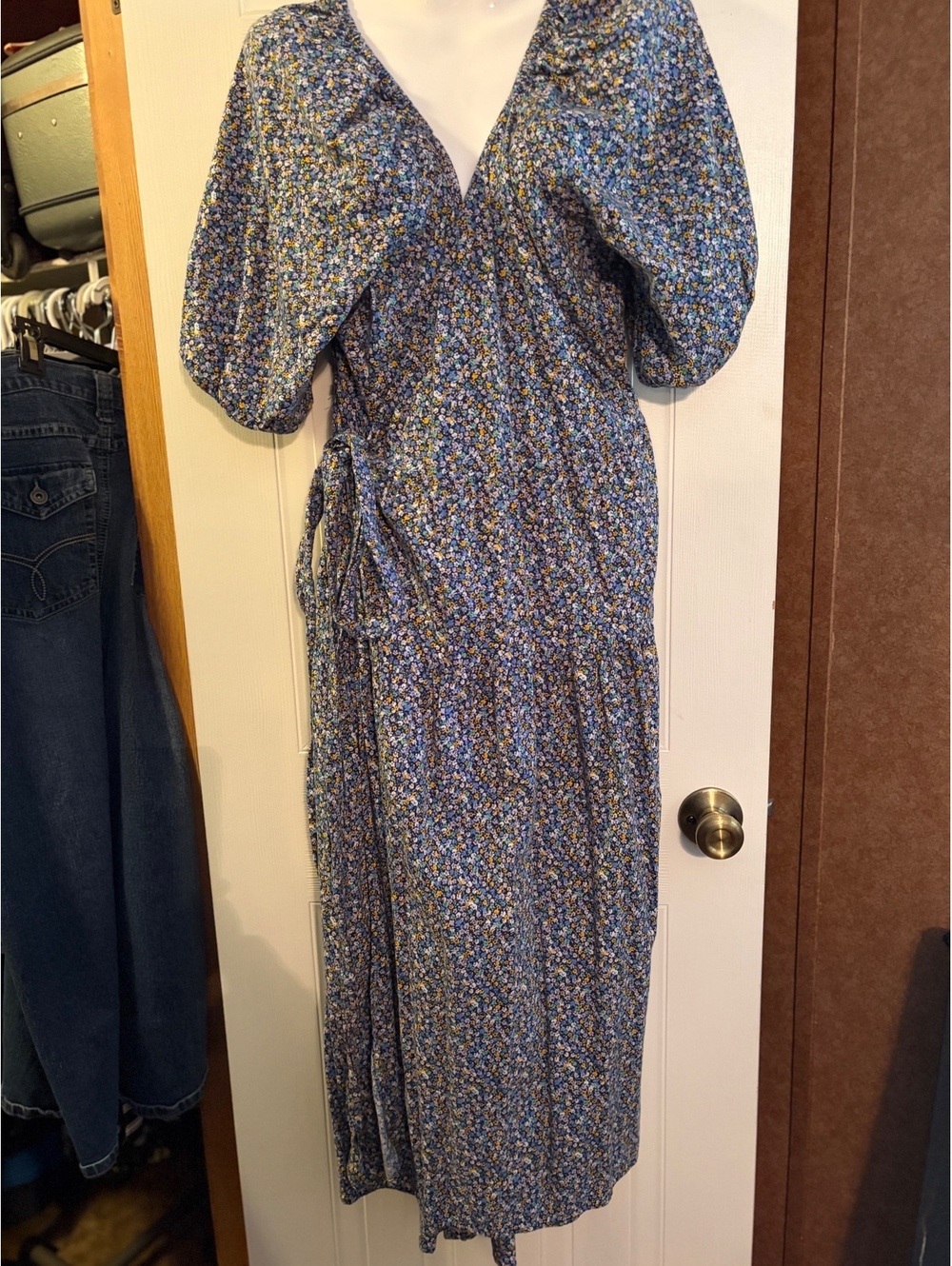 Old Navy Women's Large Floral Wrap Dress with Puff Sleeves